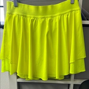 Lululemon Yellow Court Rival Perforated HR Skirt Long. Size 8. NWT